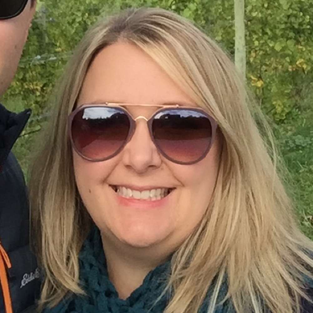 Meet your Posher, Carrie